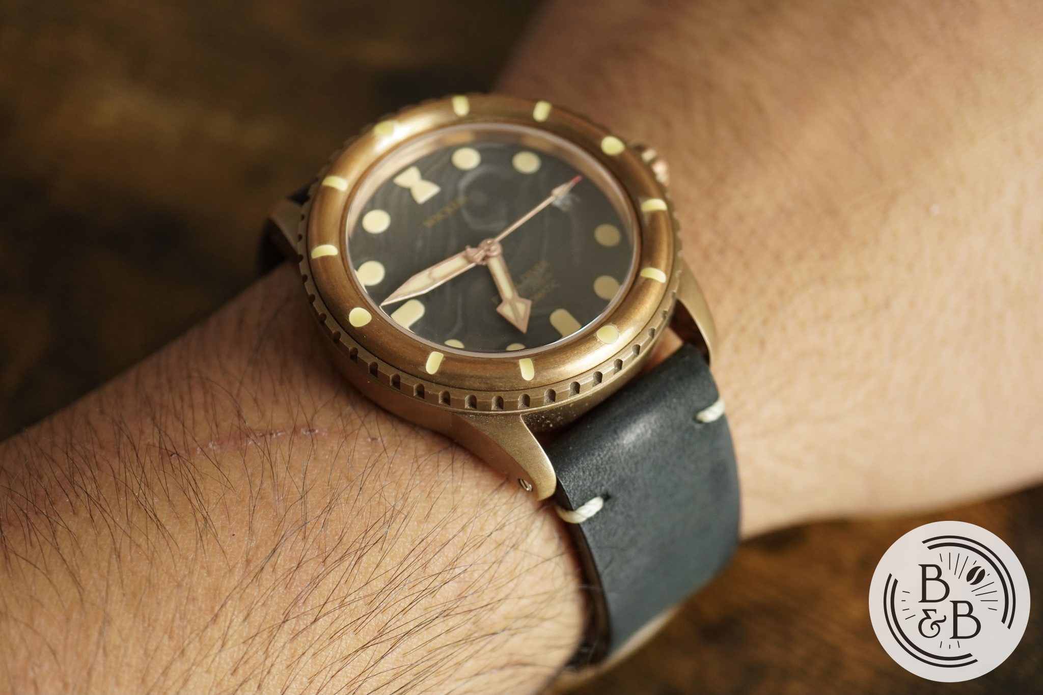 wicked watch pearl diver